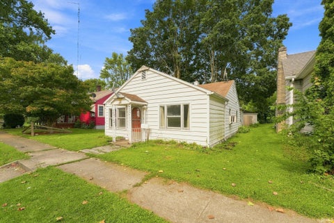 Tiny photo for 431 Day Street, Logansport, IN 46947 (MLS # 202633680)