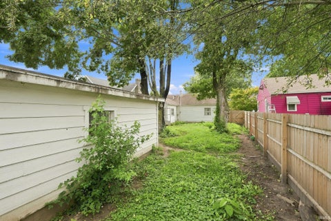 Tiny photo for 431 Day Street, Logansport, IN 46947 (MLS # 202633680)