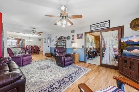Tiny photo for 6601 E Harrold Road, Churubusco, IN 46723 (MLS # 202633979)
