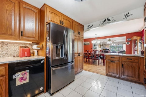 Tiny photo for 6601 E Harrold Road, Churubusco, IN 46723 (MLS # 202633979)