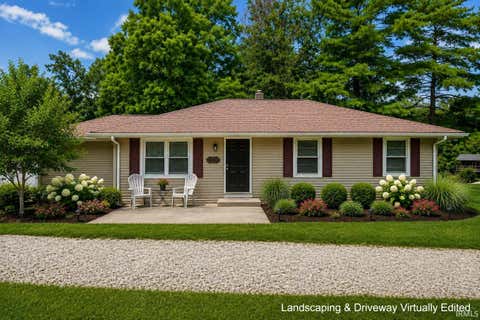 Photo of 695 S 300 WEST, Kokomo, IN 46902 (MLS # 202632623)