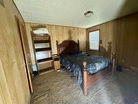 Tiny photo for 1633 N 11th Street, Vincennes, IN 47591 (MLS # 202643790)