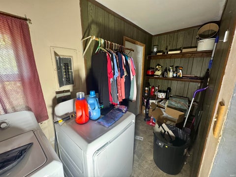 Tiny photo for 1633 N 11th Street, Vincennes, IN 47591 (MLS # 202643790)