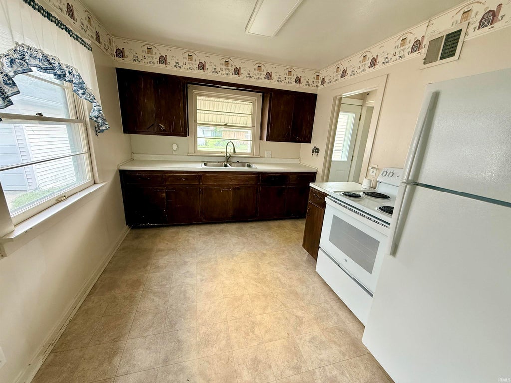 Photo of 1063 Russell Street, Decatur, IN 46733 (MLS # 202626644)