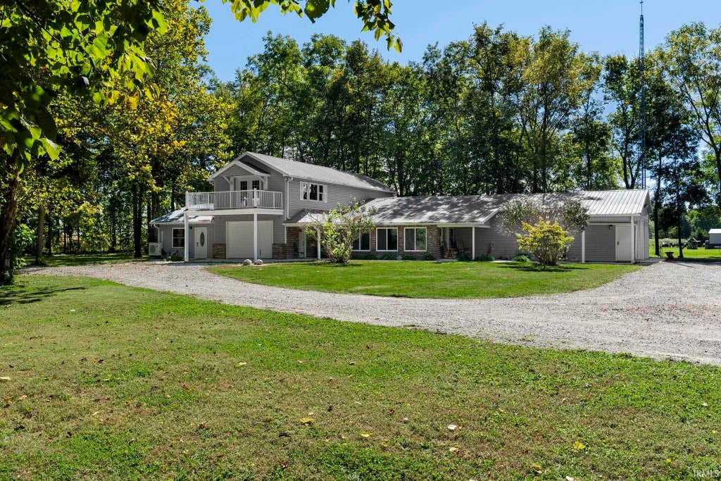Photo of 3219 N 1100 West Road, Kempton, IN 46049 (MLS # 202641549)