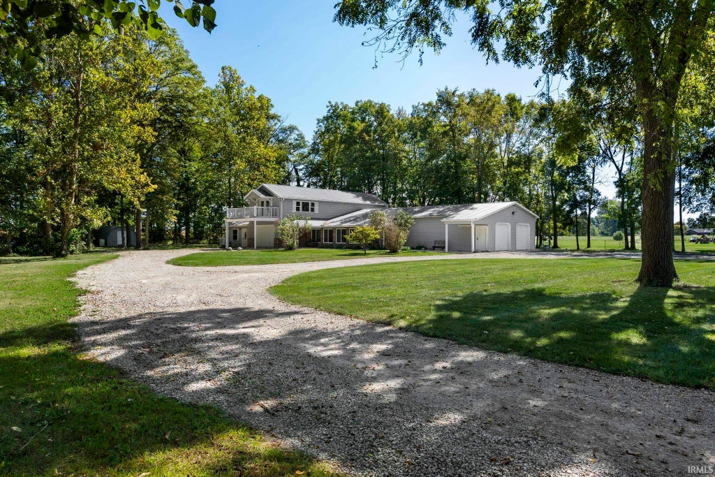 Photo of 3219 N 1100 West Road, Kempton, IN 46049 (MLS # 202641549)