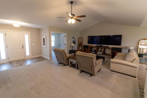 Tiny photo for 113 Paul Court, Roanoke, IN 46783 (MLS # 202613794)