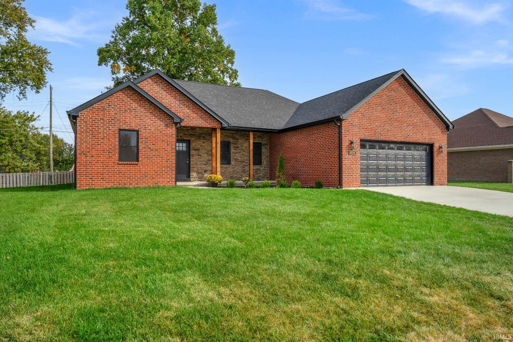 Photo of 2514 CHRYSTAL WOODS Drive, Kokomo, IN 46901 (MLS # 202644518)