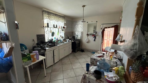 Tiny photo for 1300 Liberty Street, Logansport, IN 46947 (MLS # 202622336)