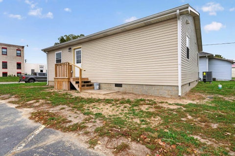 Tiny photo for 1019 N Purdum Street, Kokomo, IN 46901 (MLS # 202643057)