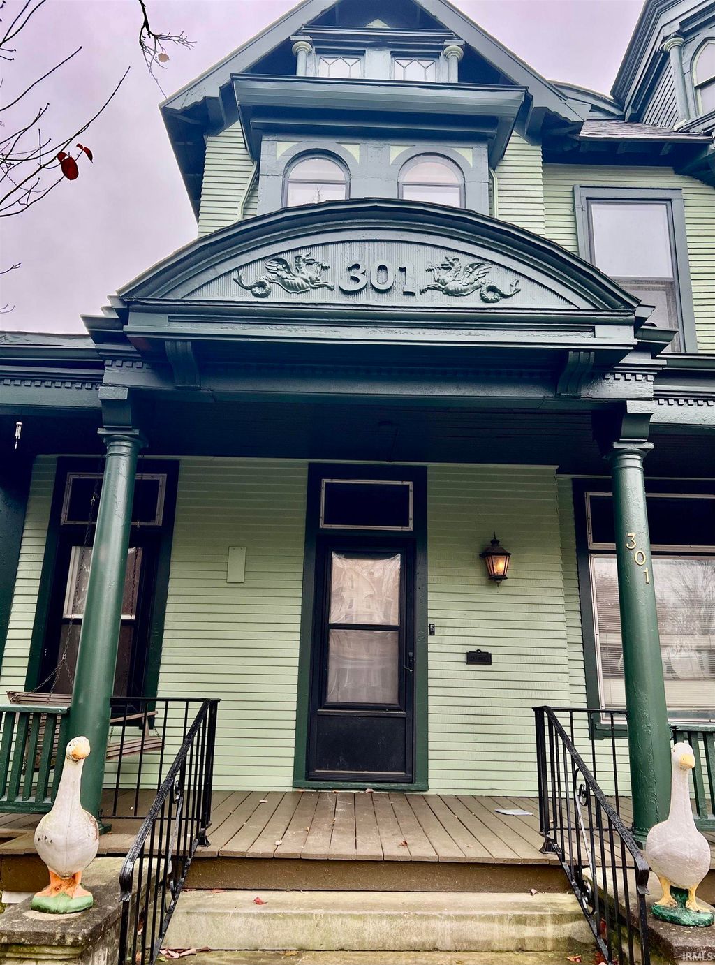 Photo of 301 Washington Avenue, Evansville, IN 47713 (MLS # 202546899)