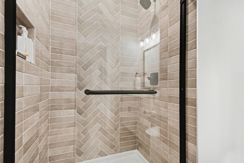 Tiny photo for 1010 Corby Boulevard #312, South Bend, IN 46617 (MLS # 202612686)