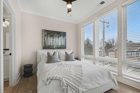 Tiny photo for 1010 Corby Boulevard #312, South Bend, IN 46617 (MLS # 202612686)