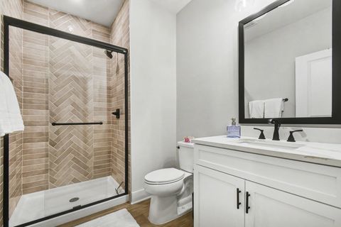 Tiny photo for 1010 Corby Boulevard #312, South Bend, IN 46617 (MLS # 202612686)