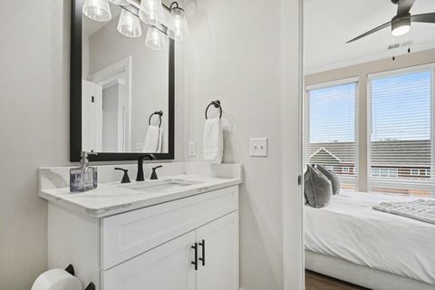 Tiny photo for 1010 Corby Boulevard #312, South Bend, IN 46617 (MLS # 202612686)