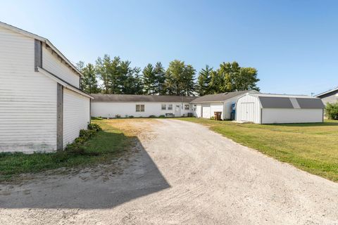 Photo of 7707 E 300 N, Lafayette, IN 47905 (MLS # 202540096)