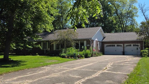 Photo of 407 Saner Drive, Akron, IN 46910 (MLS # 202624412)