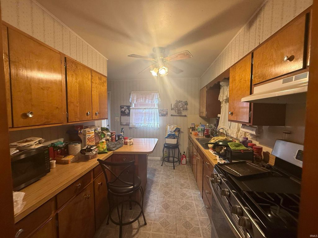 Photo of 807 Upper Circle Drive Dr, Shoals, IN 47581 (MLS # 202605782)