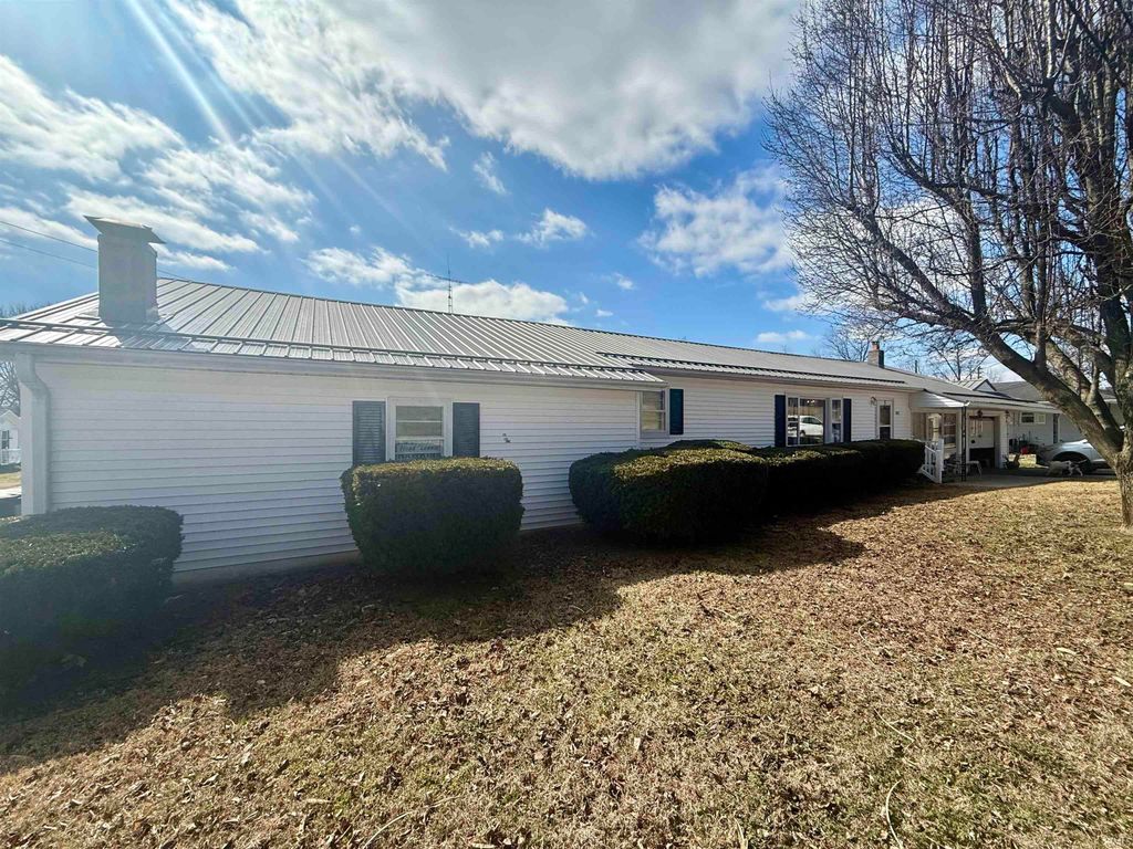 Photo of 807 Upper Circle Drive Dr, Shoals, IN 47581 (MLS # 202605782)