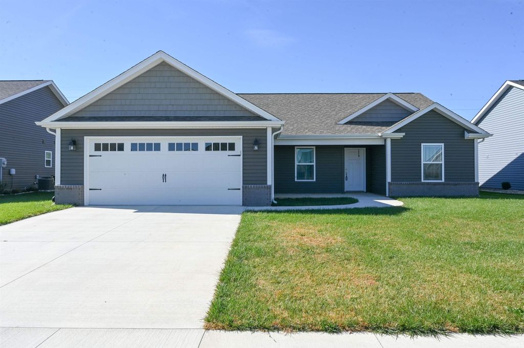 Photo for 1433 STAFFORD Drive, Kokomo, IN 46902 (MLS # 202436965)