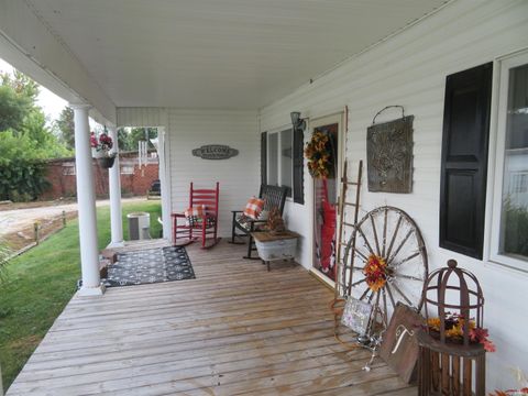 Tiny photo for 124 W COLUMBIA Street, Flora, IN 46929 (MLS # 202538753)