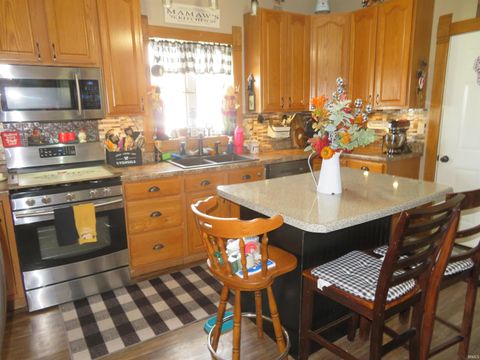 Tiny photo for 124 W COLUMBIA Street, Flora, IN 46929 (MLS # 202538753)