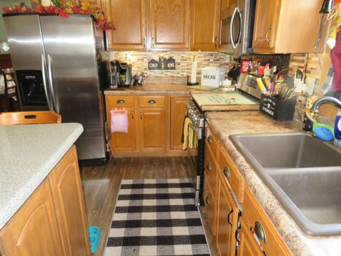 Tiny photo for 124 W COLUMBIA Street, Flora, IN 46929 (MLS # 202538753)