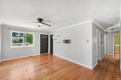 Tiny photo for 2734 Anzio Avenue, South Bend, IN 46615 (MLS # 202629913)