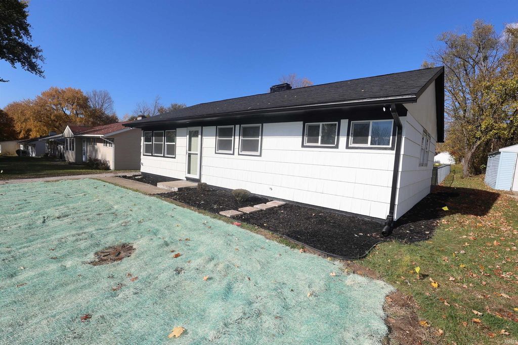 Photo of 19627 Southland Avenue, South Bend, IN 46614 (MLS # 202545285)