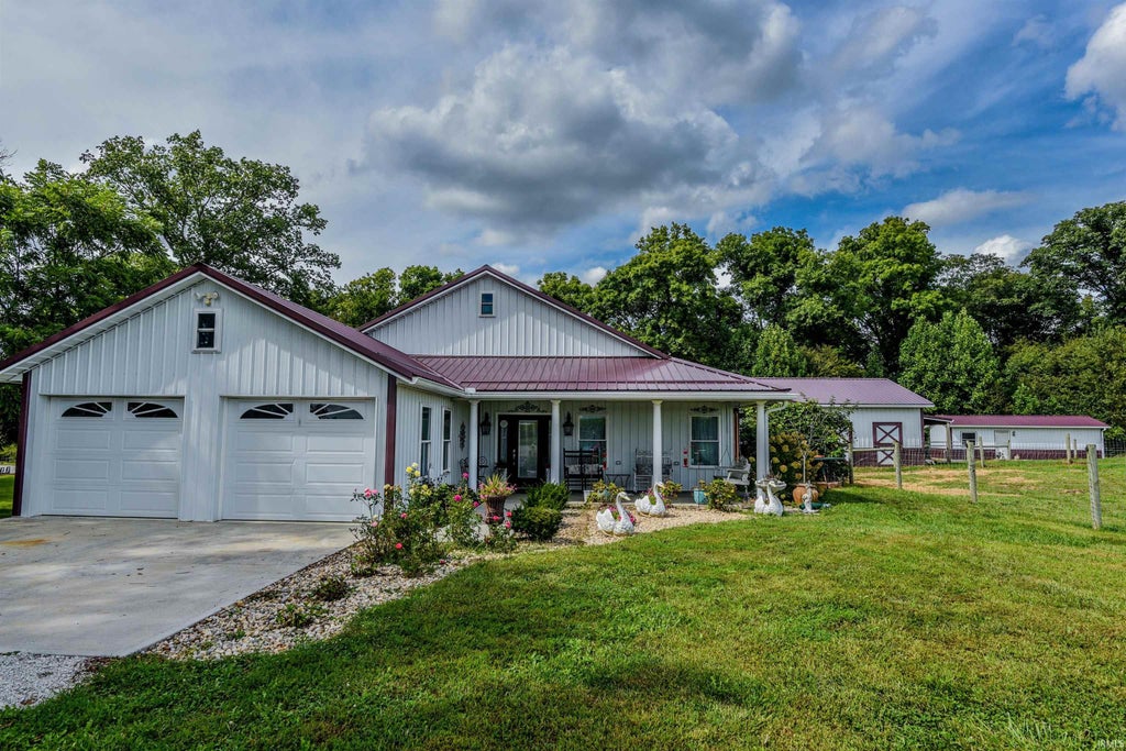 Photo of 7480 N CR 600 E Bend, Bainbridge, IN 46105 (MLS # 202639992)