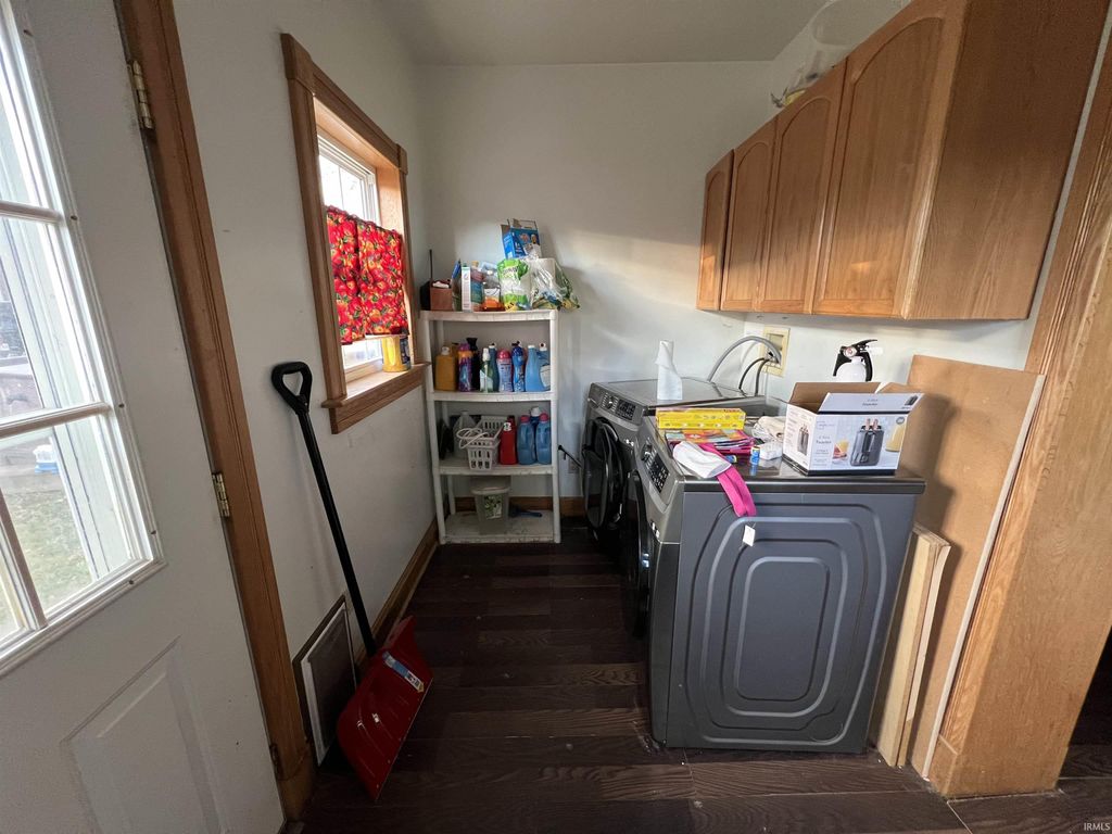 Photo of 414 S Randolph Street, Garrett, IN 46738 (MLS # 202606321)