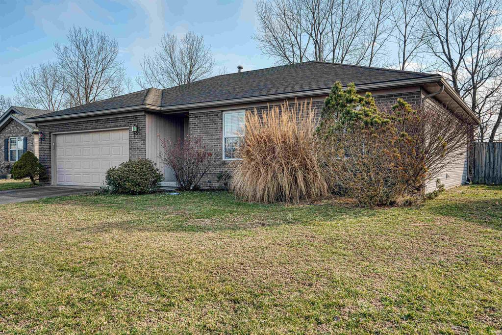 Photo of 5188 Sequoia Drive, Newburgh, IN 47630 (MLS # 202606310)
