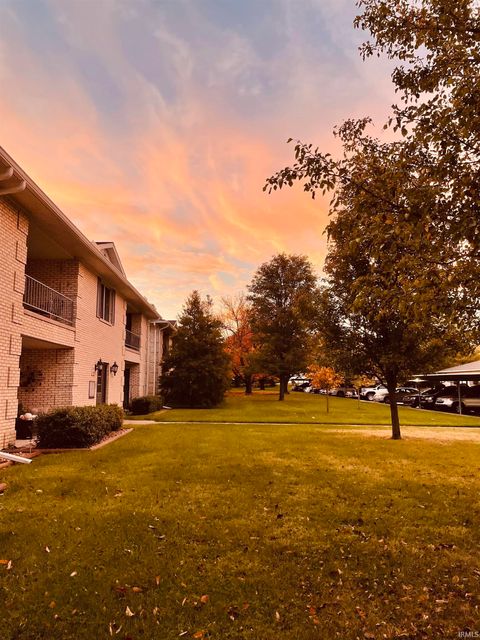 6702 Newburgh Road, Evansville, IN 47715 - MLS#: 202511064