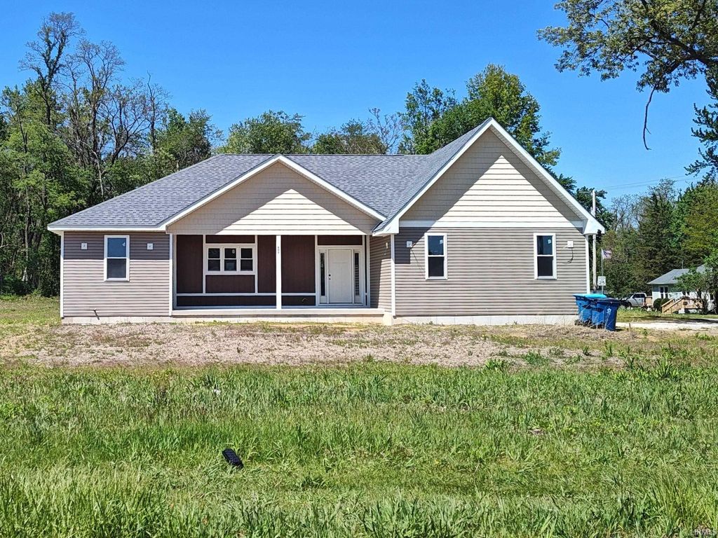 Photo of 809 E Culver Road, Knox, IN 46534 (MLS # 202617705)