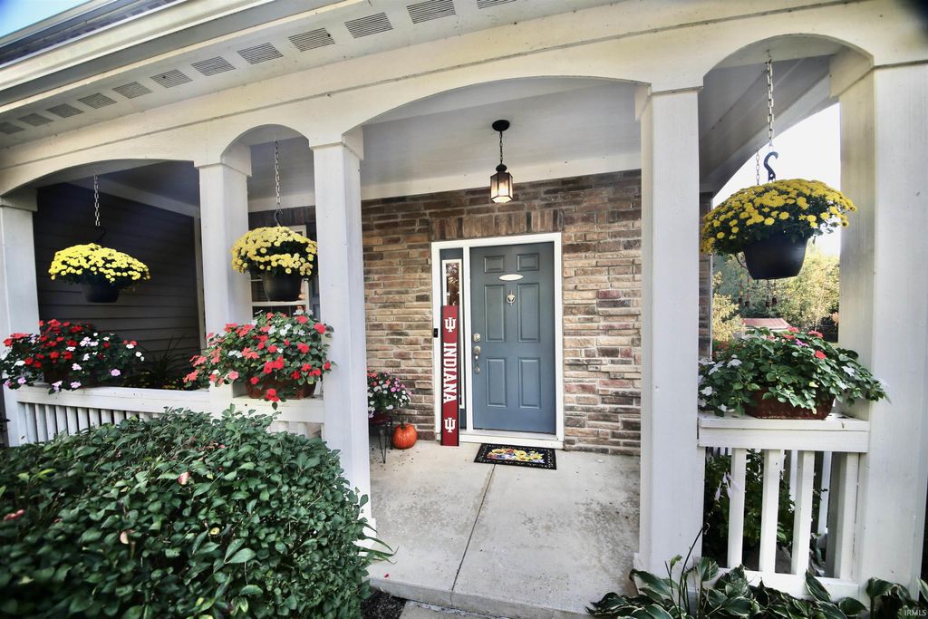 Photo of 1617 W Hennessey Street, Bloomington, IN 47403 (MLS # 202605823)