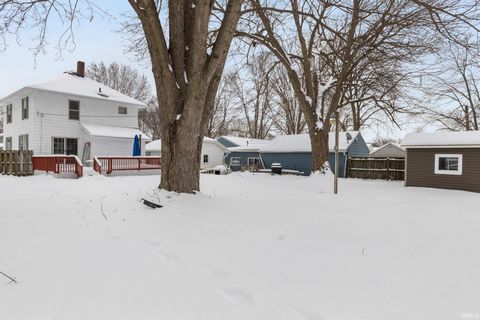 Tiny photo for 137 Bank Street, Elkhart, IN 46516 (MLS # 202602973)