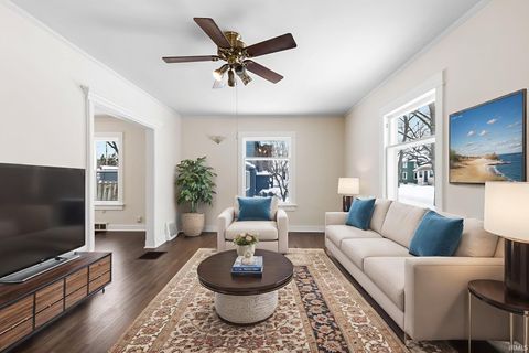 Tiny photo for 137 Bank Street, Elkhart, IN 46516 (MLS # 202602973)