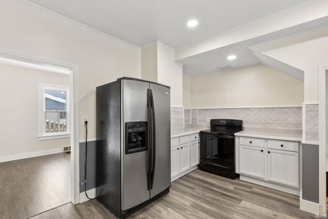 Tiny photo for 137 Bank Street, Elkhart, IN 46516 (MLS # 202602973)