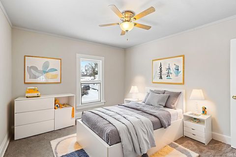 Tiny photo for 137 Bank Street, Elkhart, IN 46516 (MLS # 202602973)