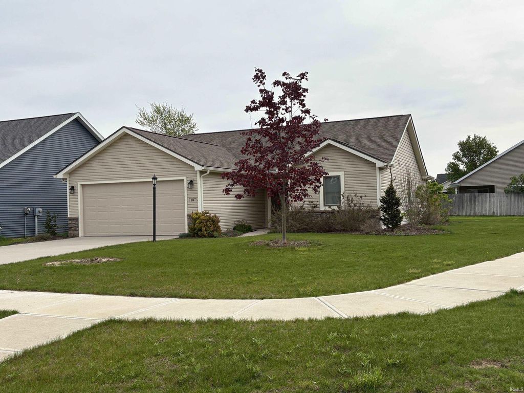 Photo of 714 N Long Ridge Road, Columbia City, IN 46725 (MLS # 202615111)