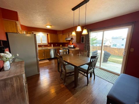 Tiny photo for 2208 E Southway Boulevard, Kokomo, IN 46902 (MLS # 202541712)