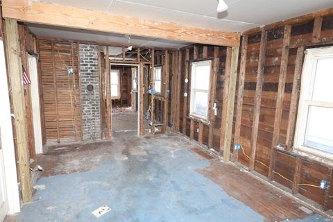 Tiny photo for 1249 Fremont Street, South Bend, IN 46628 (MLS # 202604624)