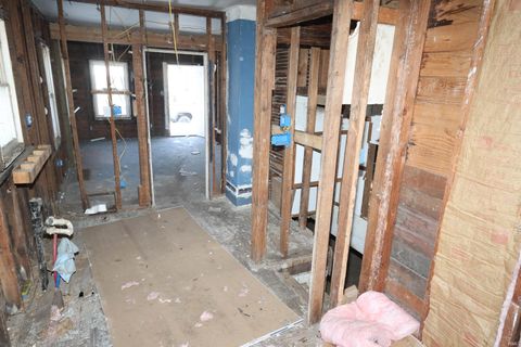 Tiny photo for 1249 Fremont Street, South Bend, IN 46628 (MLS # 202604624)