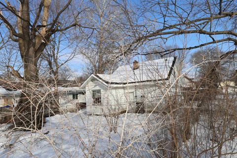 Tiny photo for 1249 Fremont Street, South Bend, IN 46628 (MLS # 202604624)