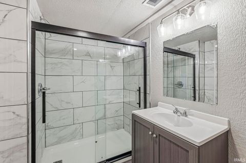 Tiny photo for 209 E Borley Avenue, Mishawaka, IN 46545 (MLS # 202601868)