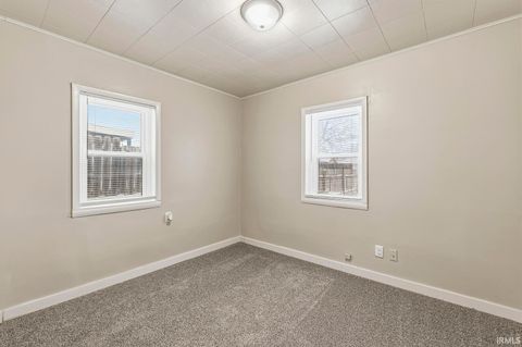 Tiny photo for 209 E Borley Avenue, Mishawaka, IN 46545 (MLS # 202601868)