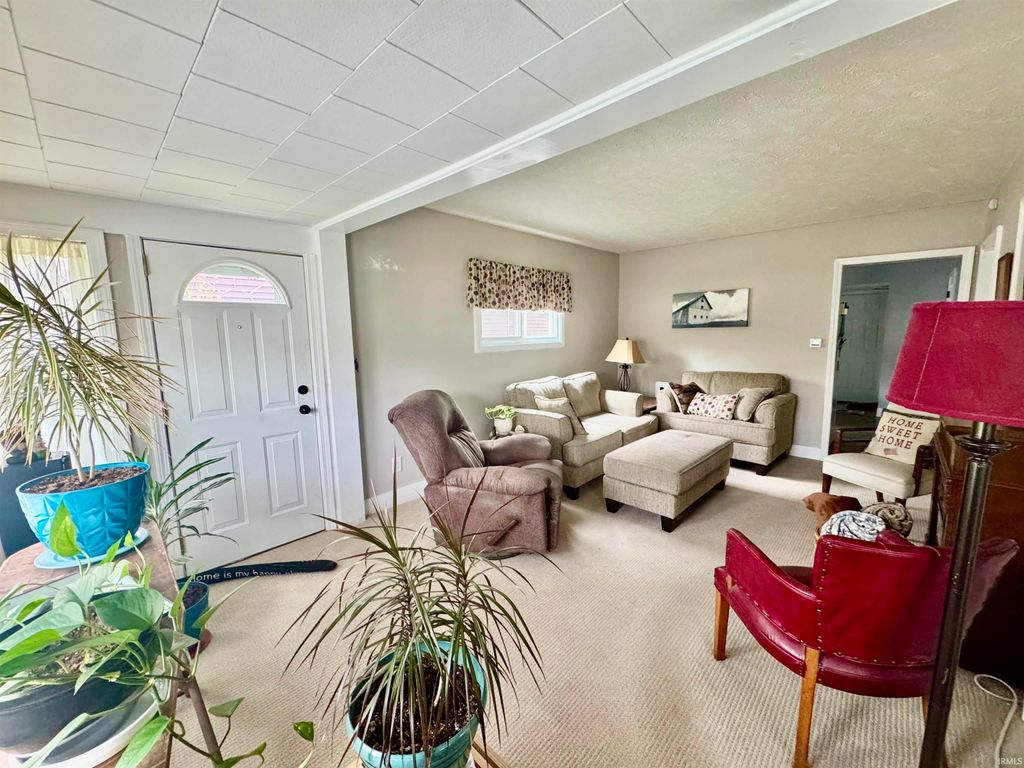 Photo of 509 S 32nd Street, South Bend, IN 46615 (MLS # 202615684)