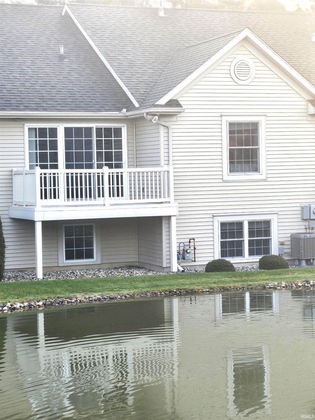 Photo of 1422 Canterbury Court, Goshen, IN 46526 (MLS # 202547548)