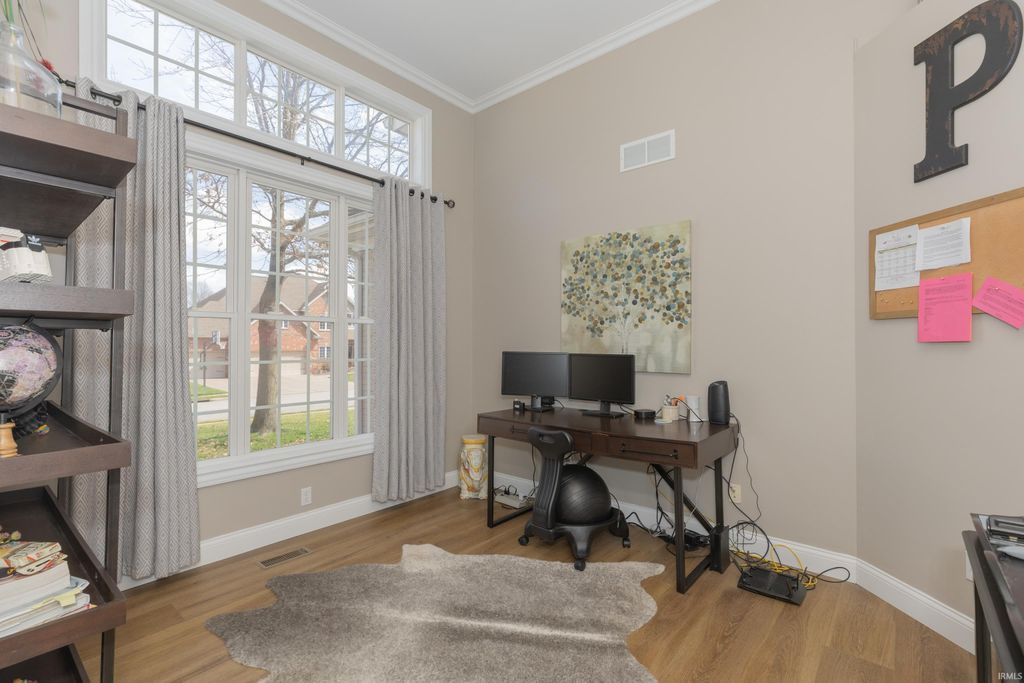 Photo of 2411 BRANDALIN Dr, Newburgh, IN 47630 (MLS # 202607628)