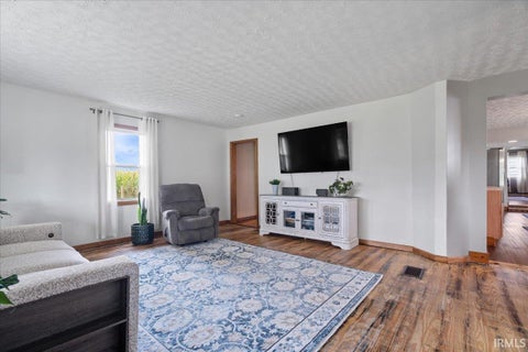 Tiny photo for 4098 E State Rd 38 Road, New Castle, IN 47362 (MLS # 202637870)